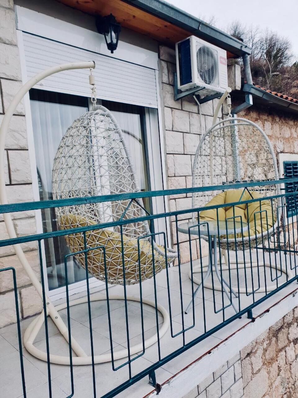 Apartments "Old House Pajovic" Вирпазар Екстериор снимка