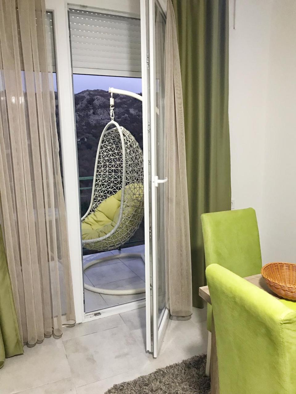 Apartments "Old House Pajovic" Вирпазар Екстериор снимка